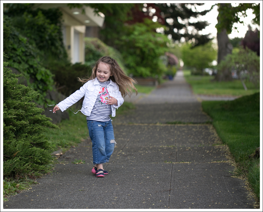 Blog Gapkids White Denim Jacket Mini Boden Striped tee DIY ripped Levis KK Canvas Slippers-4