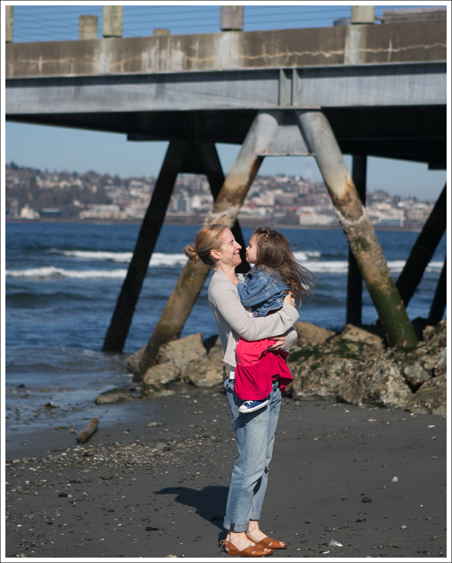 Blog Inhabit Cashmere StyleMint Tee Current Elliott Army Pant Kork-Ease Sandal-2