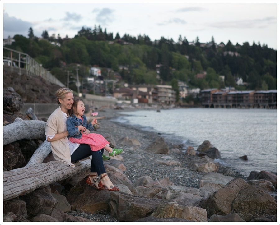 Blog Karoo Cashmere Cardigan Banana Republic Pom Pom Tunic J Brand Destroyed Skinny Mossimo Braided Sandals-13