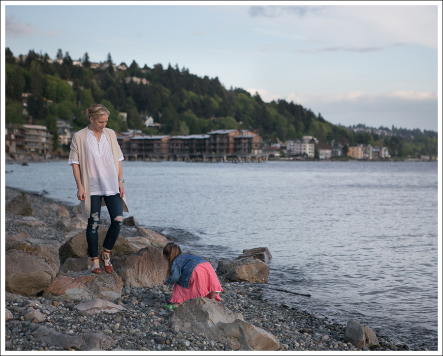 Blog Karoo Cashmere Cardigan Banana Republic Pom Pom Tunic J Brand Destroyed Skinny Mossimo Braided Sandals-2