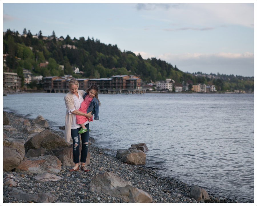 Blog Karoo Cashmere Cardigan Banana Republic Pom Pom Tunic J Brand Destroyed Skinny Mossimo Braided Sandals-3