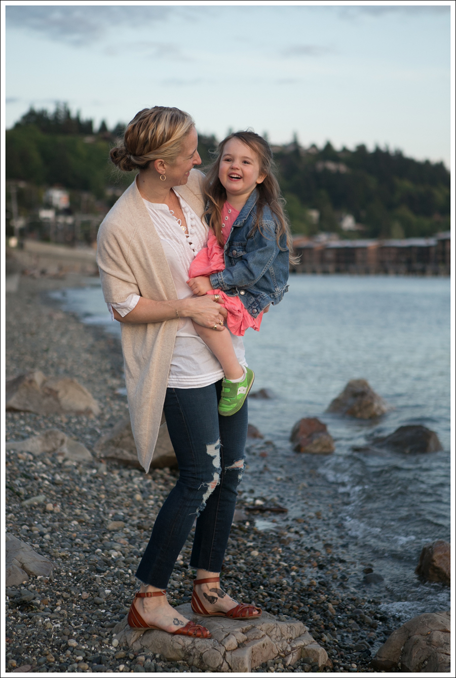 Blog Karoo Cashmere Cardigan Banana Republic Pom Pom Tunic J Brand Destroyed Skinny Mossimo Braided Sandals-5