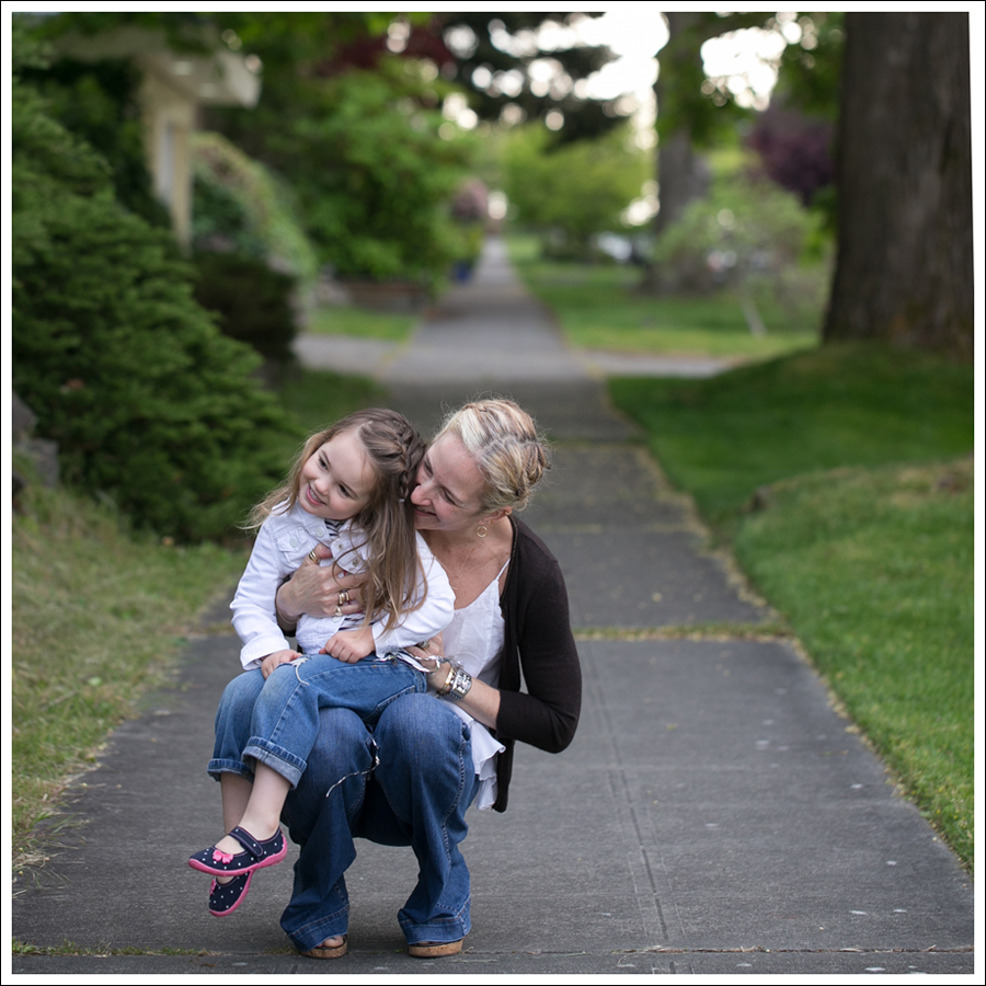 Blog Velvet Cashmere Cardi Ana Nonza Top J Brand Bette High Waist Flare Jeans-5