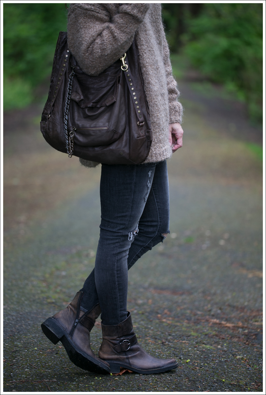 Blog Zara Tie Back Sweater Paige Destroyed Blue Heights Cafe Noir Boots Doma Leather Purse-3