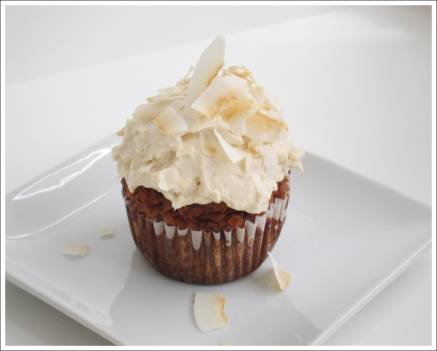 Blog carrot cupcakes cream cheese frosting coconut-2