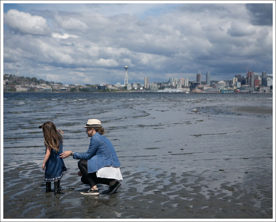 Blog HM Fedora Gap Denim Shirt Corner Shop Tee Blank NYC Vegan Leather Leggings Black Superga-4