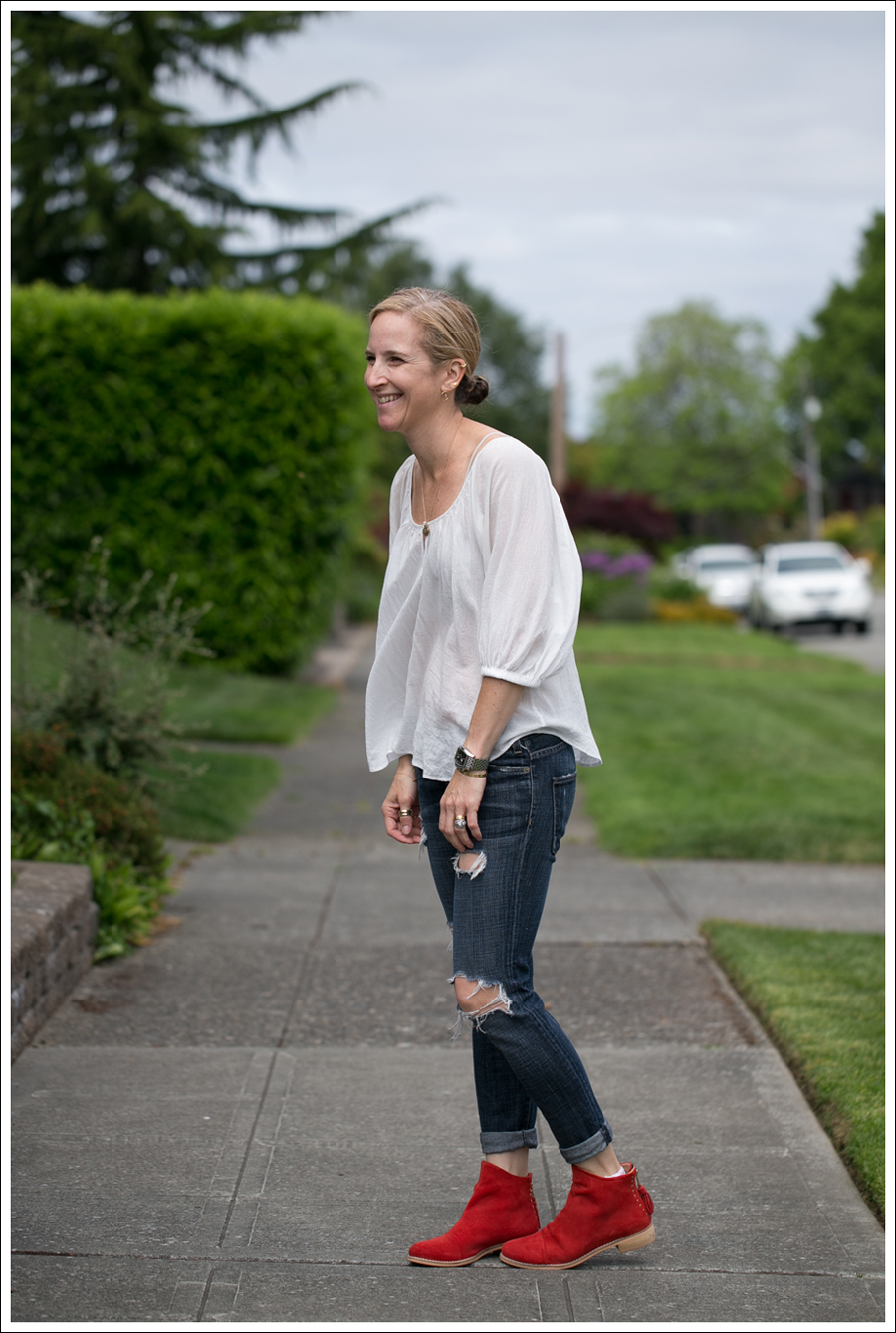 Blog Joie Nancy Peasant Blouse Current Elliott Destroyed Skinny Red Matisse Peyton Boots-4