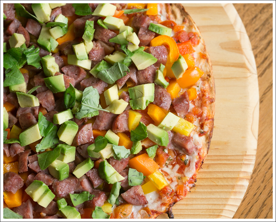 blog Costco Healthy Cheese Pizza Aidells Chicken Sausage Peppers Avocado Basil-3