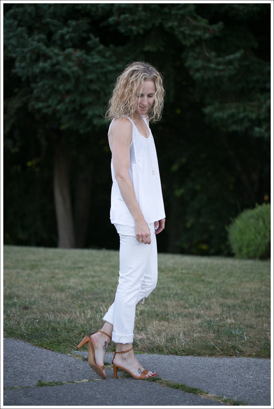 Blog Fresh Laundry Tank DL1961 Kate Destroyed Banana Repbublic Strappy Sandal-3