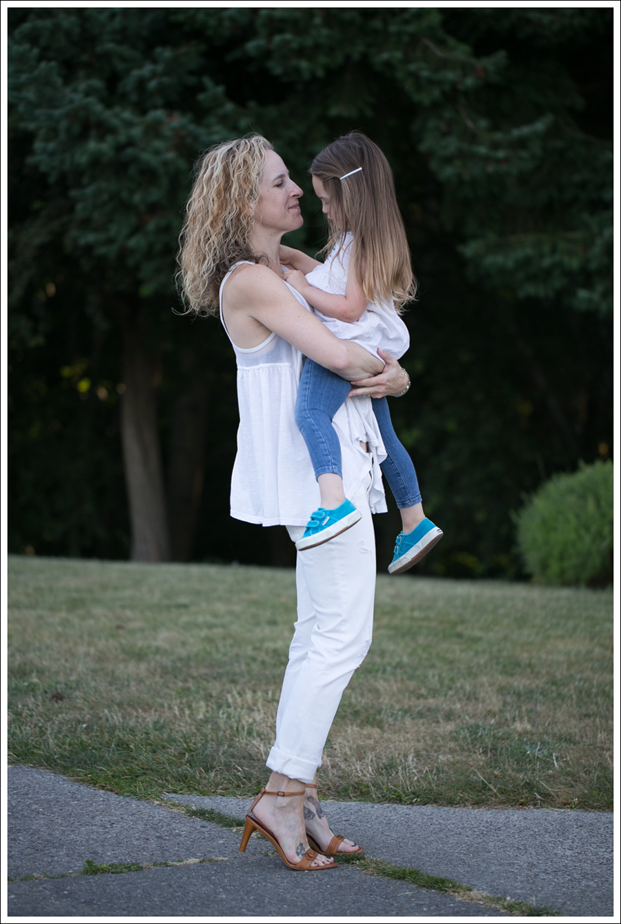 Blog Fresh Laundry Tank DL1961 Kate Destroyed Banana Repbublic Strappy Sandal-6