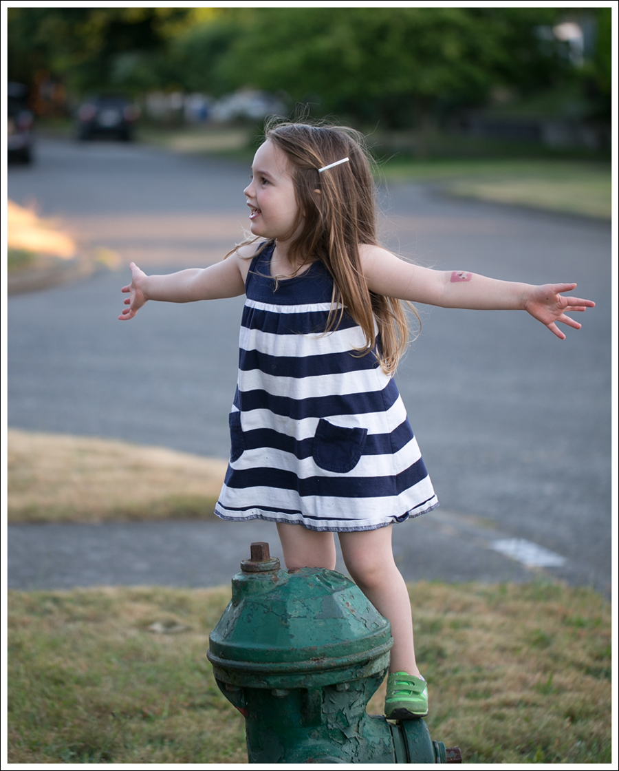 Blog Hanna Andersson Navy Stripe Dress Green Saucony-4