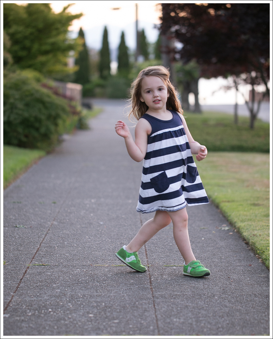 Blog Hanna Andersson Navy Stripe Dress Green Saucony-5