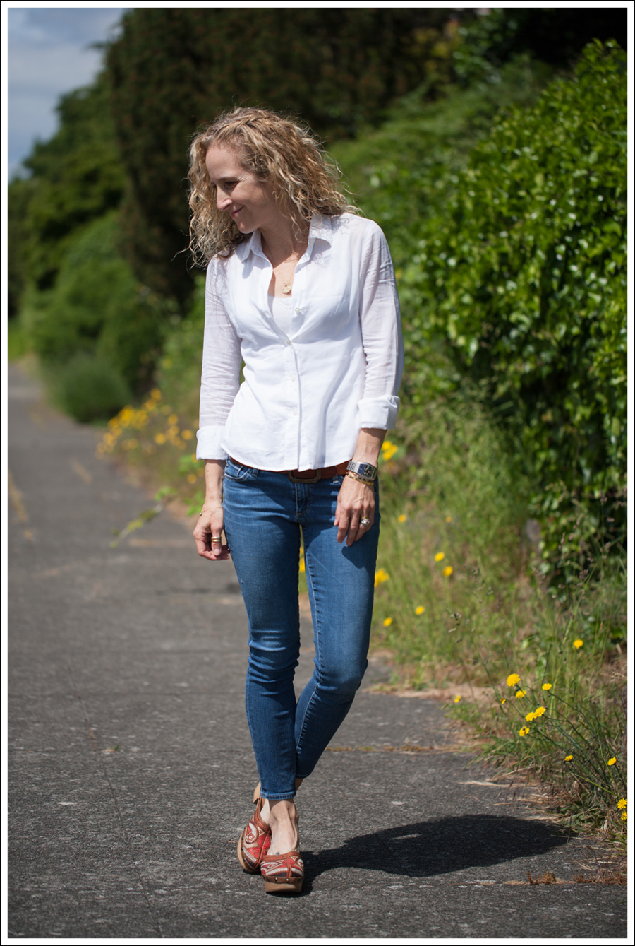 Blog Theory White Button Down AG Cropped Skinny Jeans Carlos Santana Tribe Clogs-1