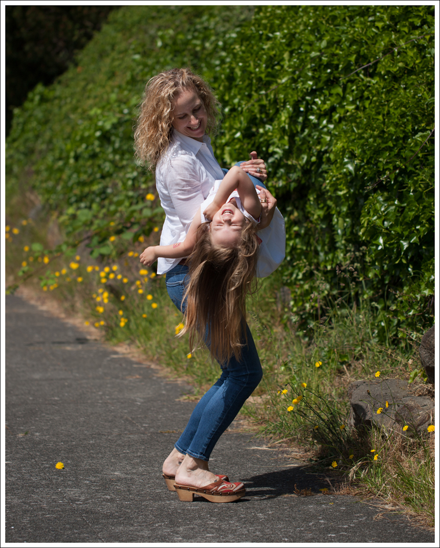 Blog Theory White Button Down AG Cropped Skinny Jeans Carlos Santana Tribe Clogs-9