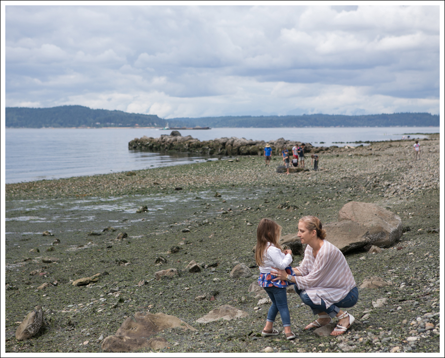 Blog Enza Costa Striped Tee Vince Destroyed Skinny Jeans F21 Sandals-3