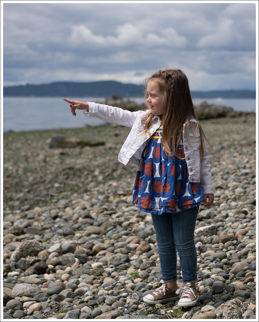 Blog GapKids White Denim Jacket Mini Boden Polka Dot Tunic Joes Jeans Jeggings Brown Converse-5