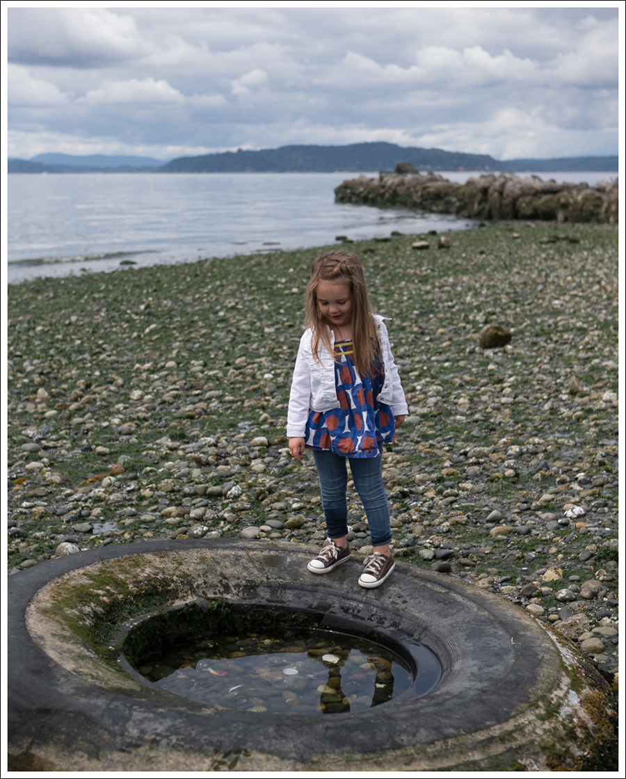 Blog GapKids White Denim Jacket Mini Boden Polka Dot Tunic Joes Jeans Jeggings Brown Converse-9