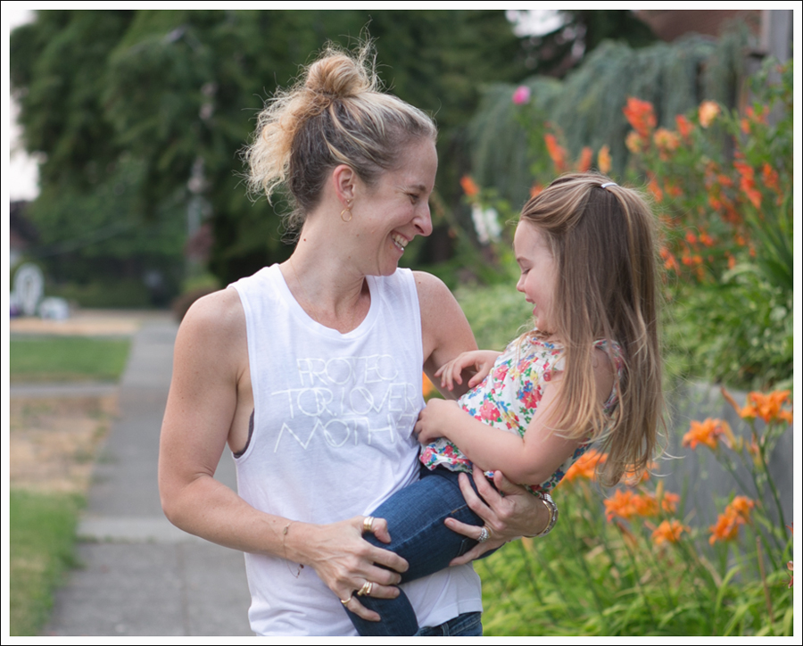 Blog LB Protector Lover Mother White Muscle Tank The Legging Ankle Super Skinny Jeans Orange Superga-12