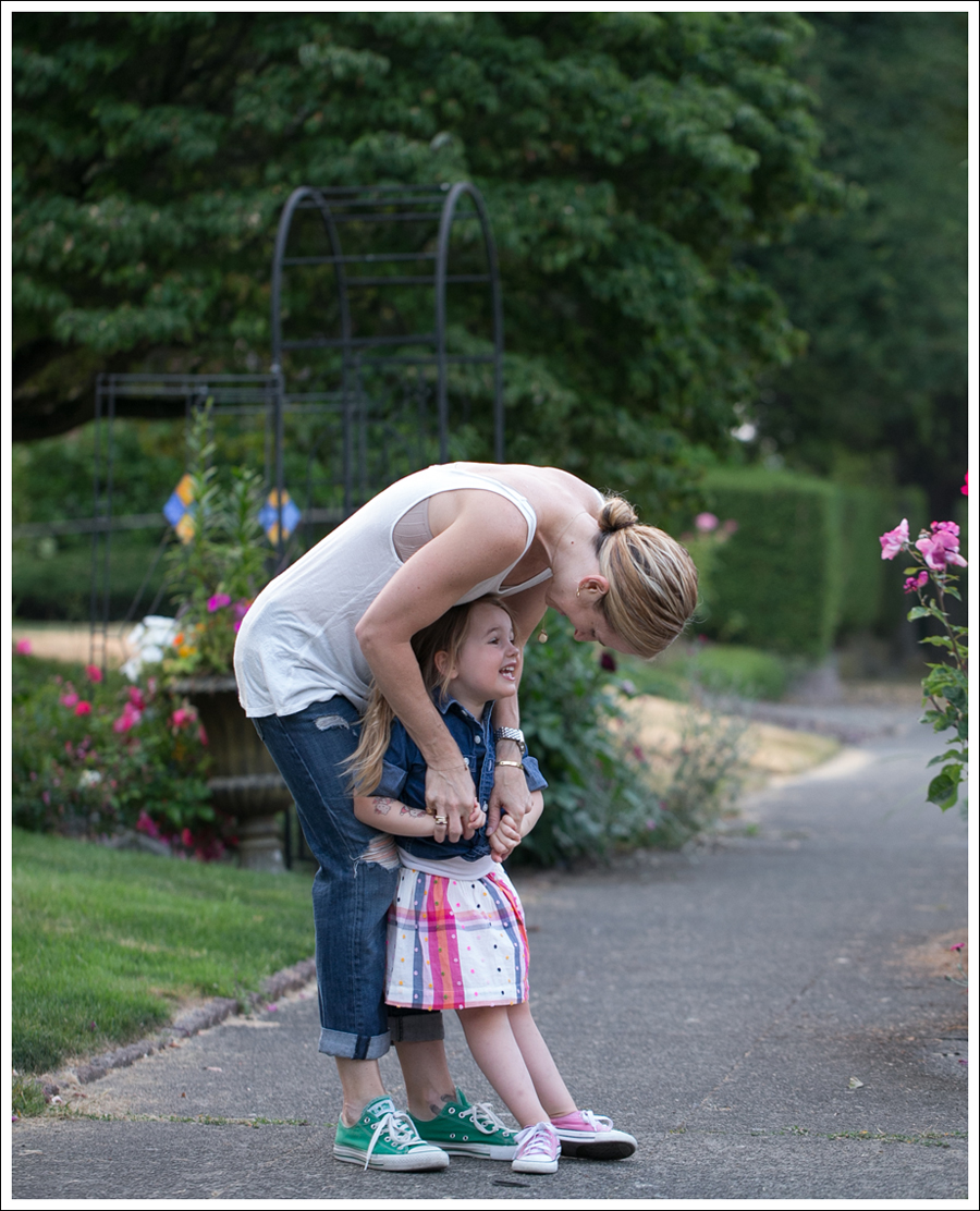 Blog StyleMint Tank Current Elliott the Boyfriend Destroyed Green Converse-6