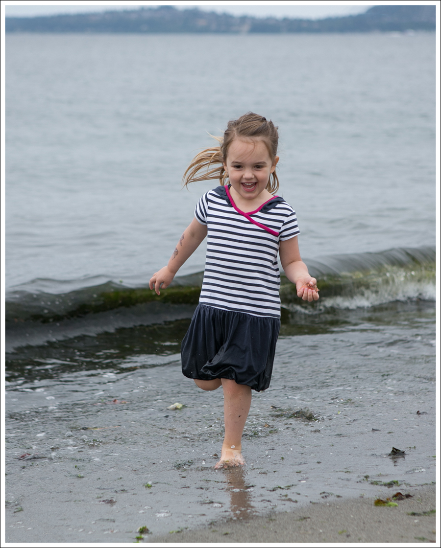 Blog tea collection kasato stripe dress with bubble dress KK canvas slippers-12