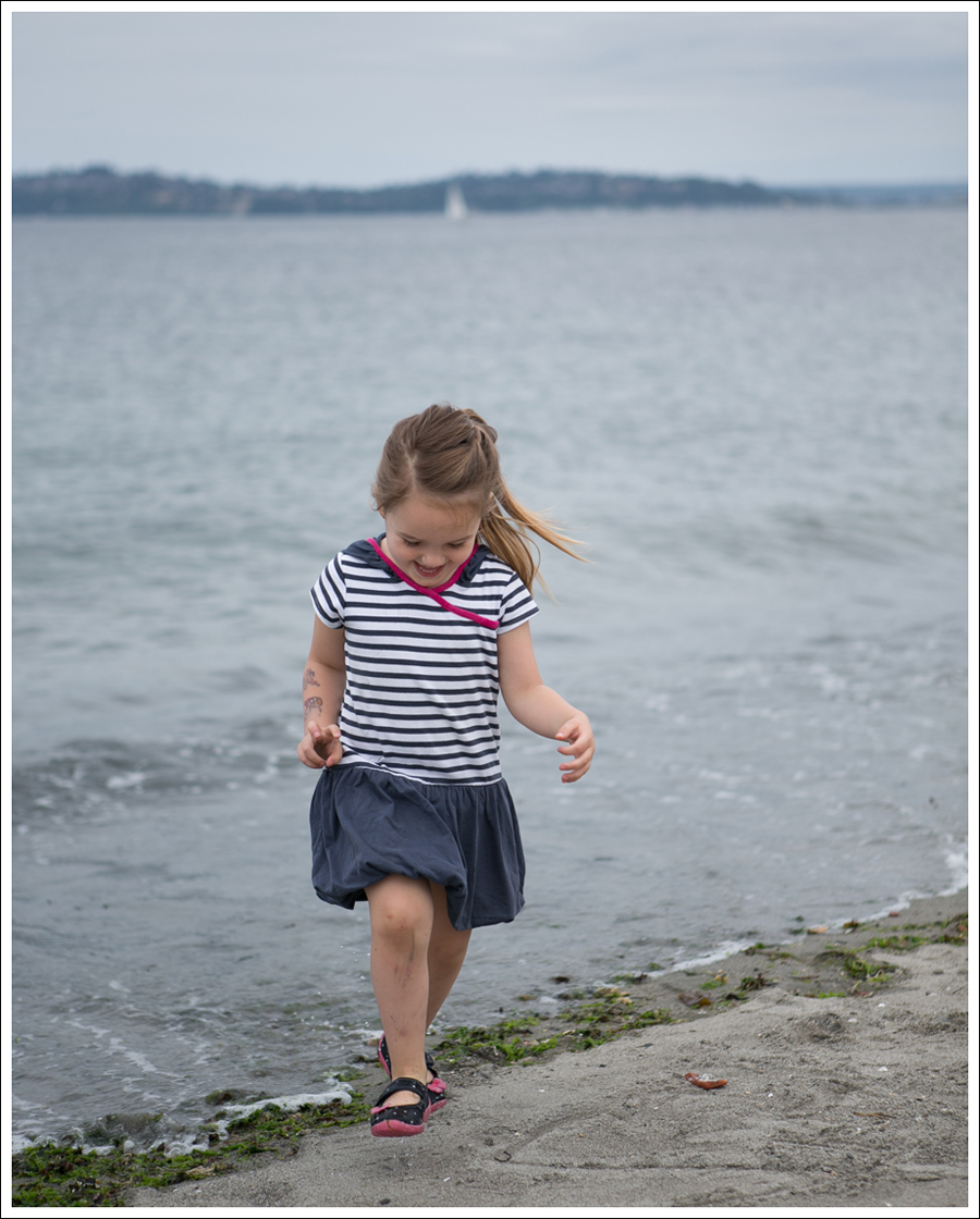 Blog tea collection kasato stripe dress with bubble dress KK canvas slippers-8