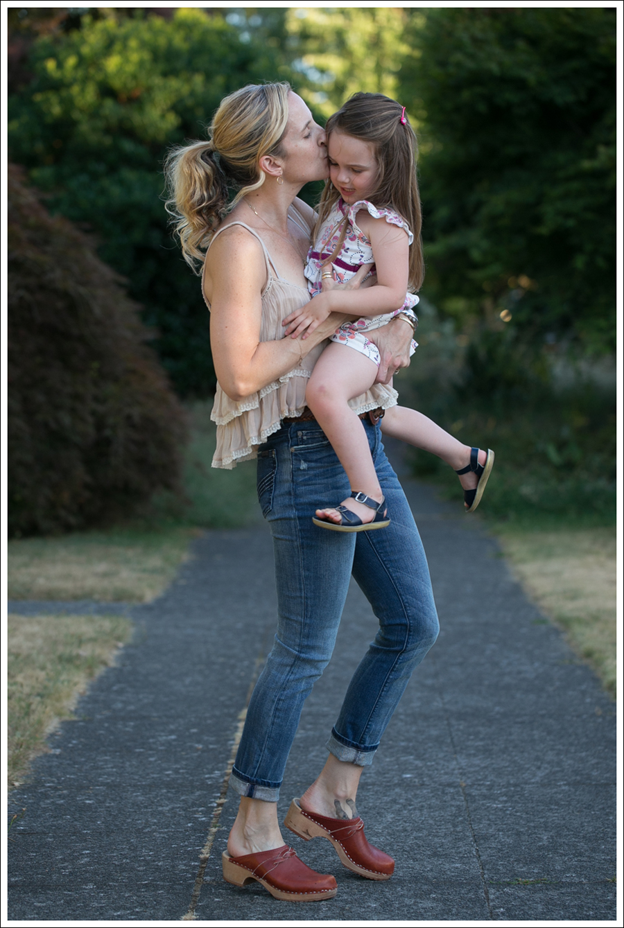 Blog Zara Tiered Crop Top Vintage Belt 7FAM Girls Slimmy Vintage Clogs-10