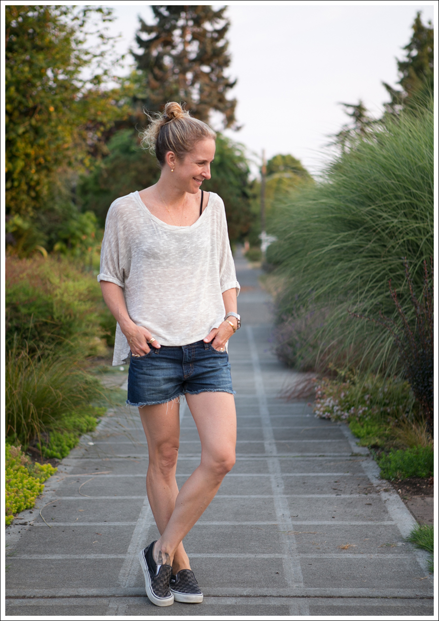 Blog Basil Hearts Lola Split Back Sweater DL1961 Lola Cut Offs Gray Checkered Vans-1