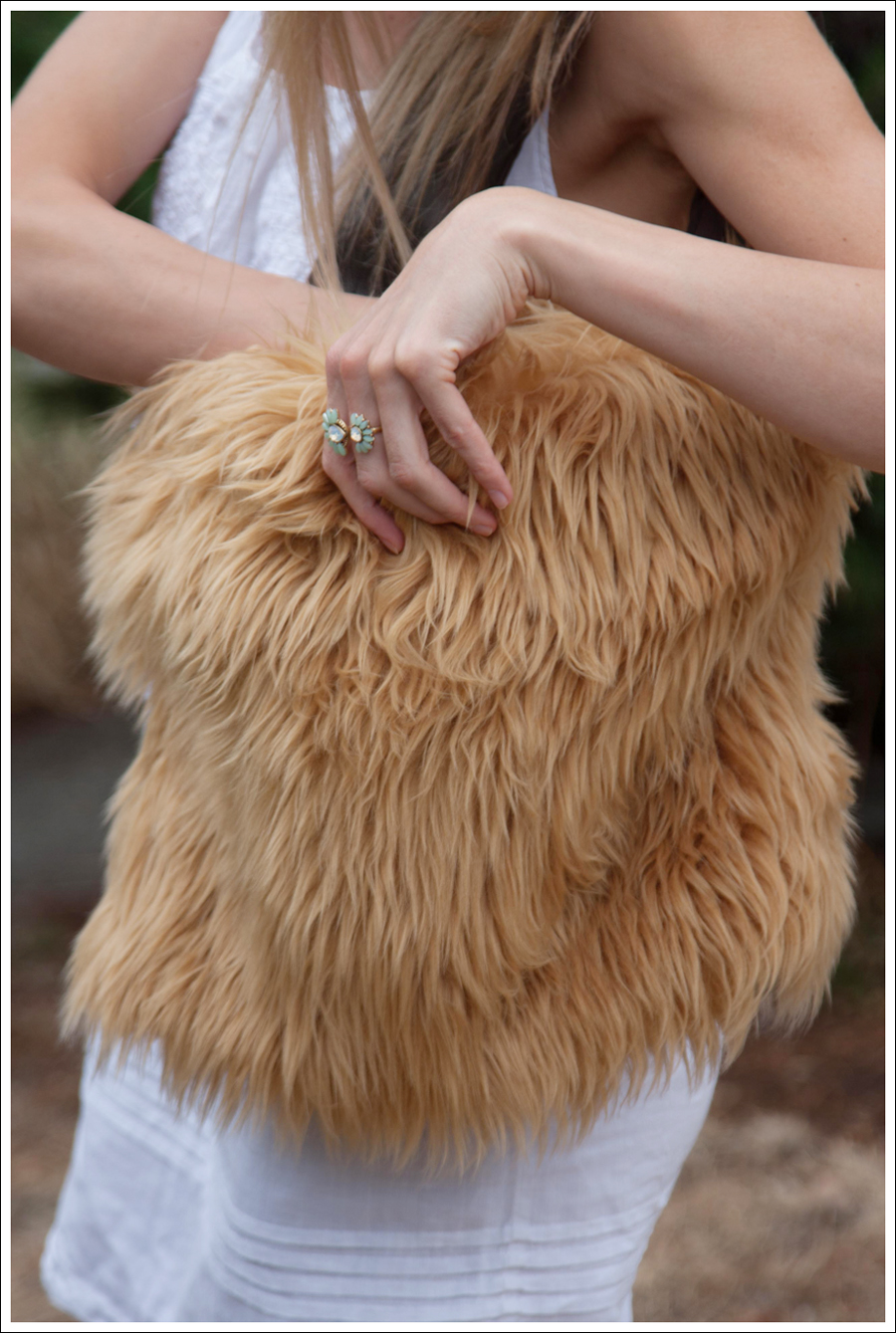 Blog DIY Lion Faux Fur Tote Bag-5
