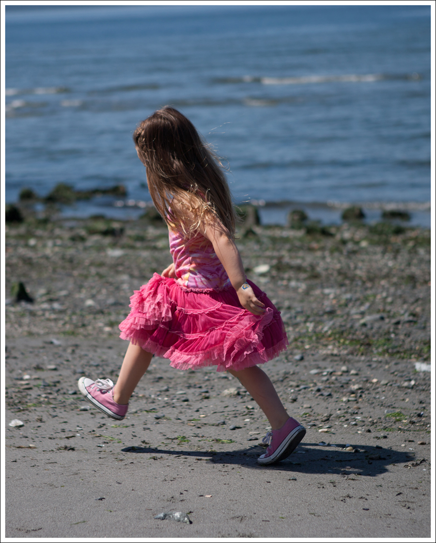 Blog Oh La La Couture Heart Tutu Dress Pink Converse-10