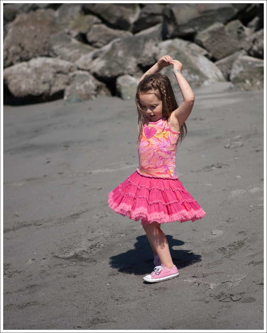 Blog Oh La La Couture Heart Tutu Dress Pink Converse-6