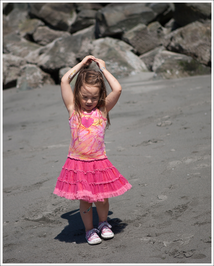 Blog Oh La La Couture Heart Tutu Dress Pink Converse-7