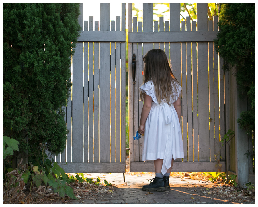 Blog Vintage White Apron Dress Dr Marten Lace Up Boots-2