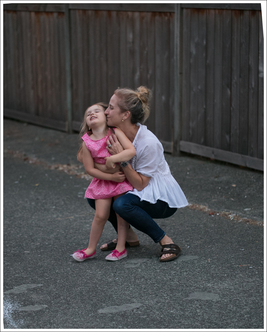 Blog White Eyelet Peplum Top Imogene and Willie Jesse Birkenstocks-6