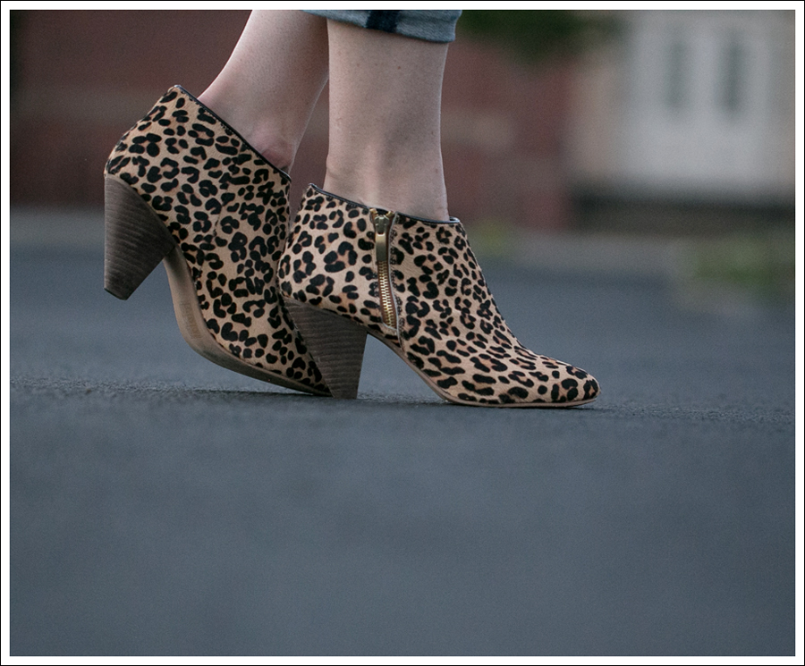 Blog Zara EMBROIDERED BIB FRONT TOP 7FAM Josafina Destroyed Crop Leopard Kimchi Blue Booties-3