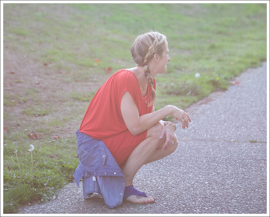 Blog Cynthia Vincent Red Tee Dress Gap Denim Shirt Cocobelle Suede Tie Thong Sandals-3