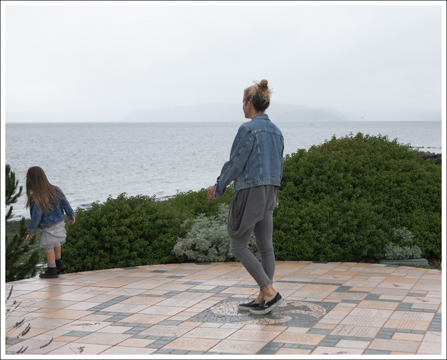 Blog Levis Jacket helmut lang asymmetrical tee Joes Jeans Jeggings Checkered Vans-4