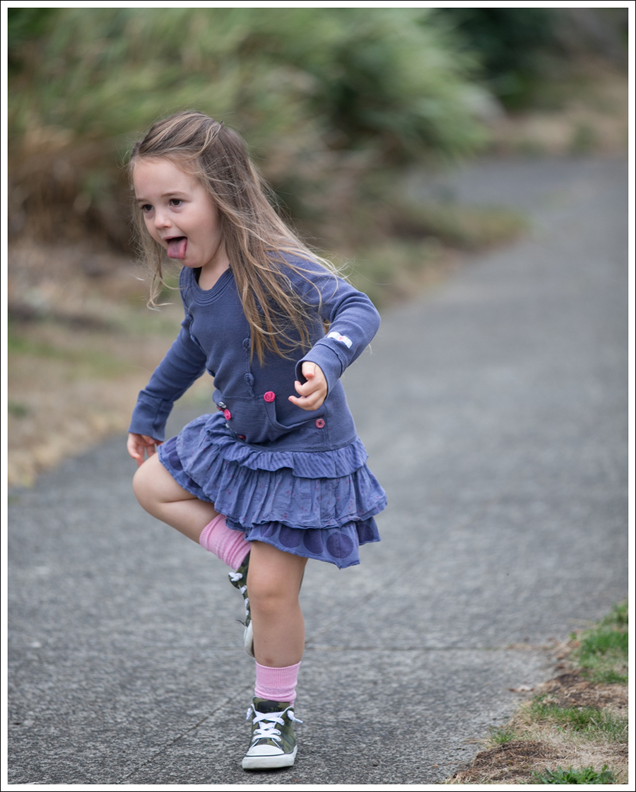 Blog Naartjie Hooded Twirl Dress Camo Converse High Tops-11