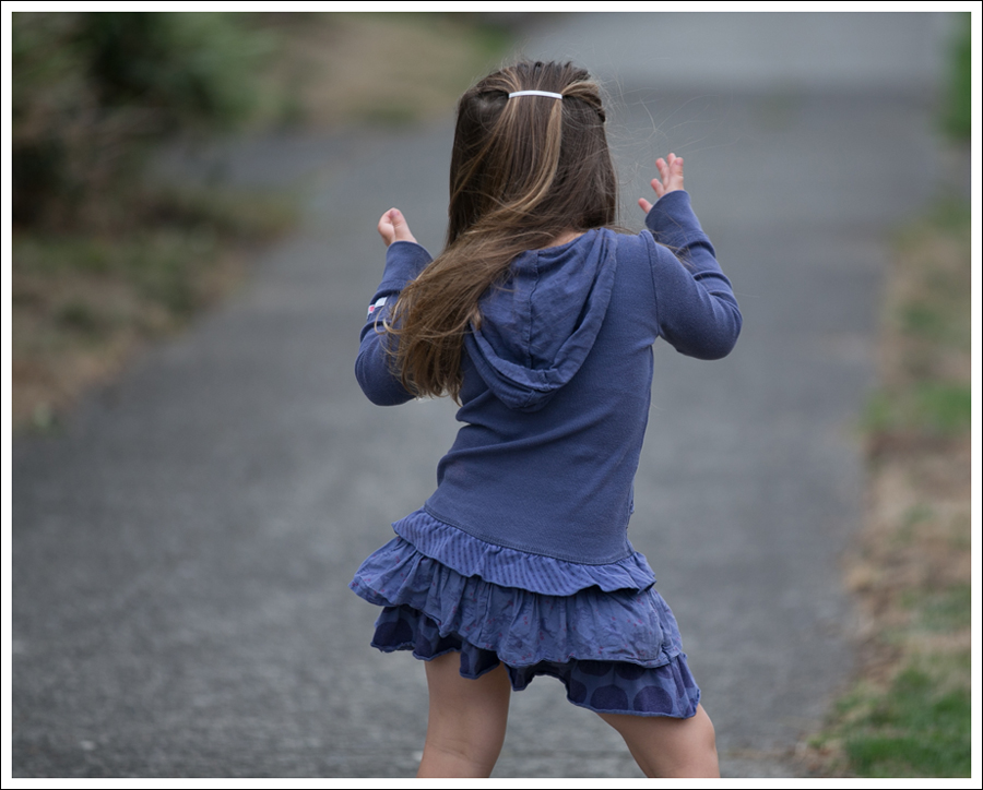 Blog Naartjie Hooded Twirl Dress Camo Converse High Tops-6