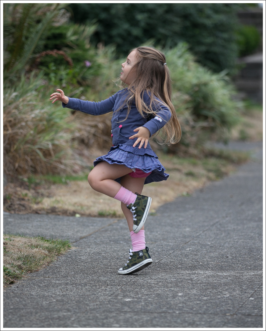 Blog Naartjie Hooded Twirl Dress Camo Converse High Tops-7