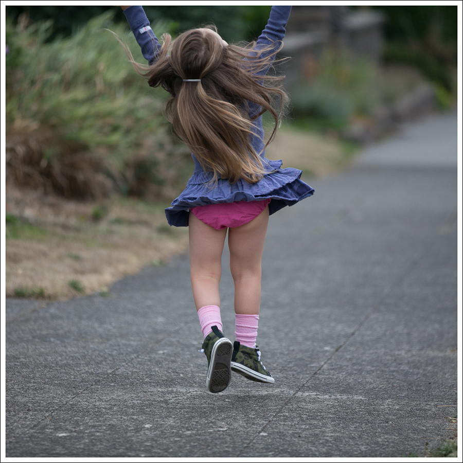 Blog Naartjie Hooded Twirl Dress Camo Converse High Tops-9