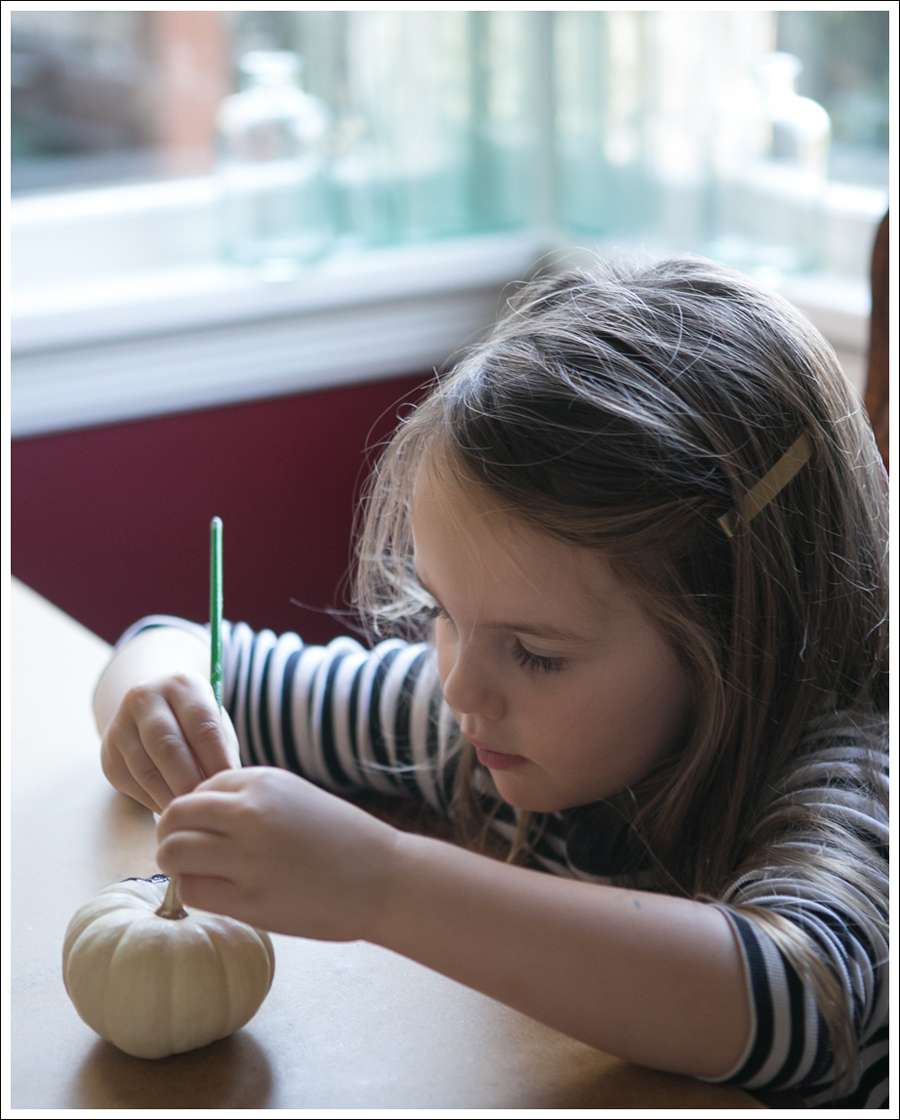 Blog DIY Chalkboard Pumpkins-3