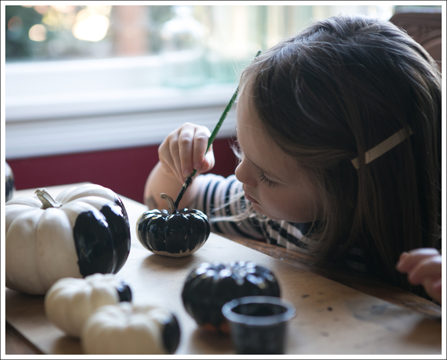 Blog DIY Chalkboard Pumpkins-5