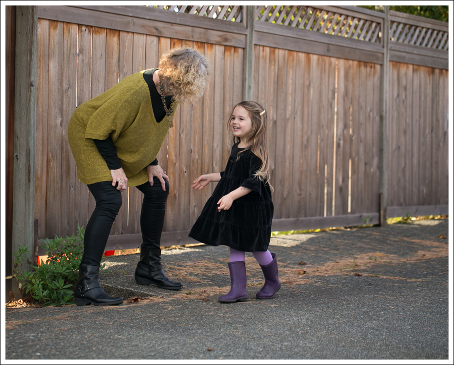 Blog Hanna Andersson Black Velour Twirl Dress Purple Leggings Kamik Rain Boots-4