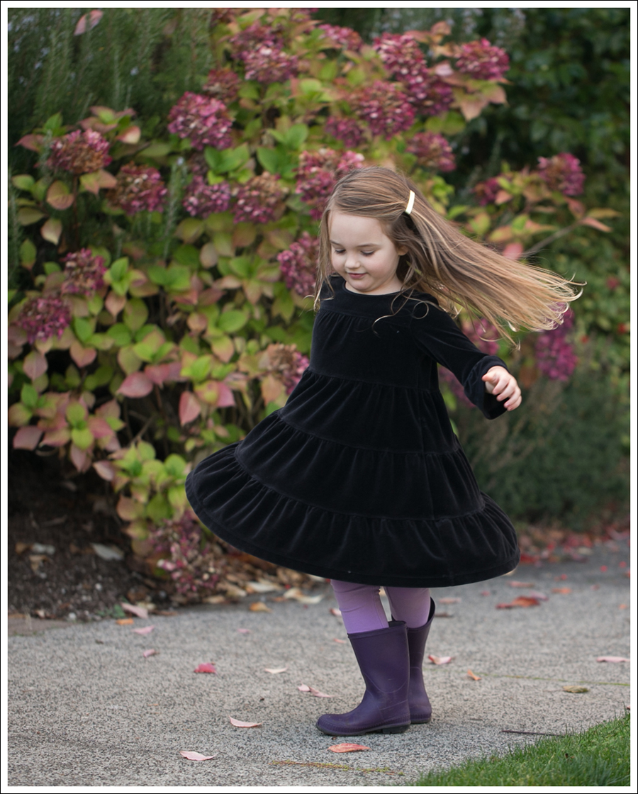 Blog Hanna Andersson Black Velour Twirl Dress Purple Leggings Kamik Rain Boots-8