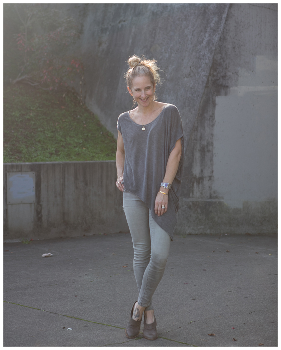 Blog Helmut Lang Asymetrical Tee Goldsign Mayhem Tracy Reese Gina Booties-2