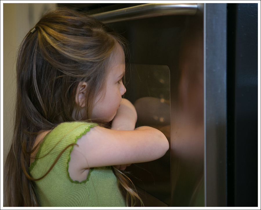 Blog Paleo Pumpkin Donuts with Maple Pumkin Glaze Caramel Sauce-9