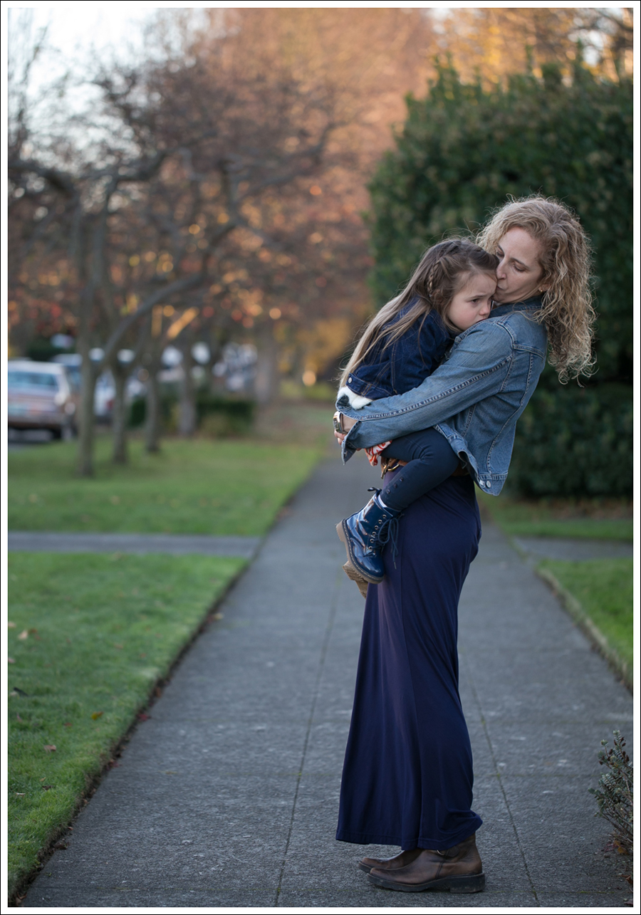 Blog Gap Denim Jacket Three Dots Seam Detail Maxi Dress Cafe Noire Booties-9