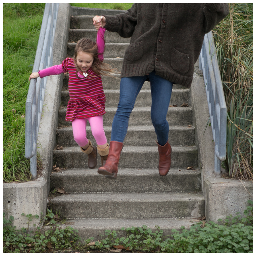 Blog Handknit Chunky Knit Cardigan J Brand Skinny jeans Vintage Frye Booties-6