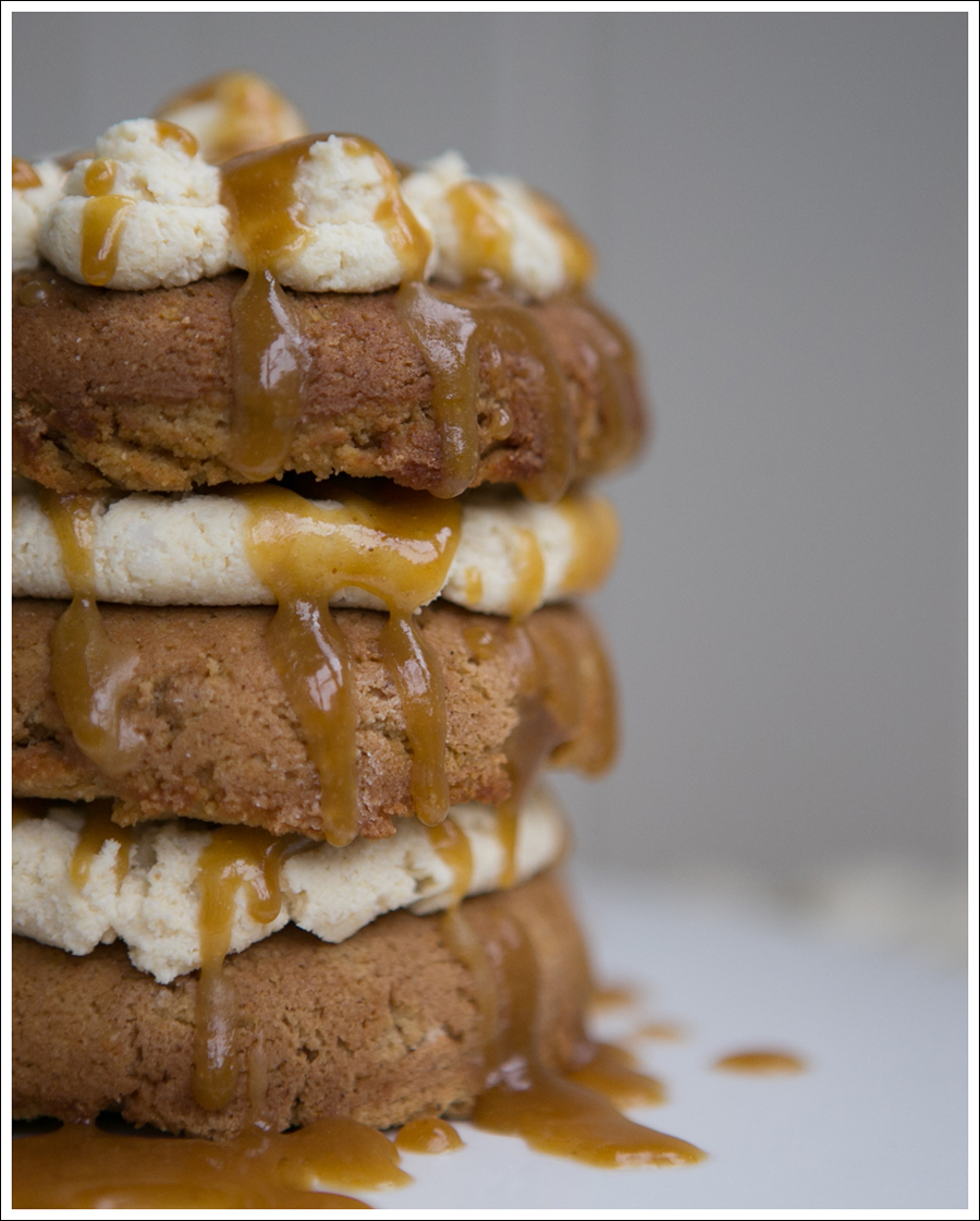 Blog Paleo Pumpkin Cake with Maple Pumpkin Frosting and Caramel Glaze-5