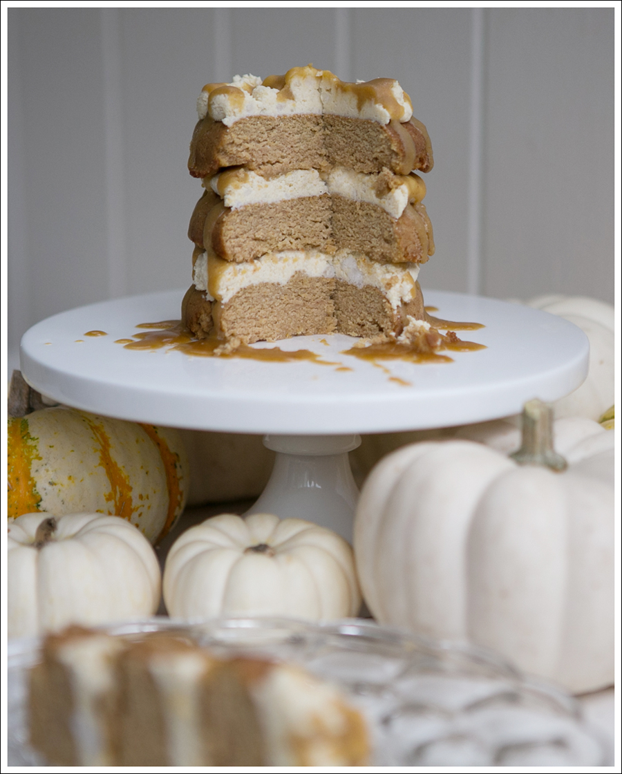 Blog Paleo Pumpkin Cake with Maple Pumpkin Frosting and Caramel Glaze-6